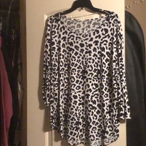🛑🛑 6 for $18 🛑🛑. animal print blouse